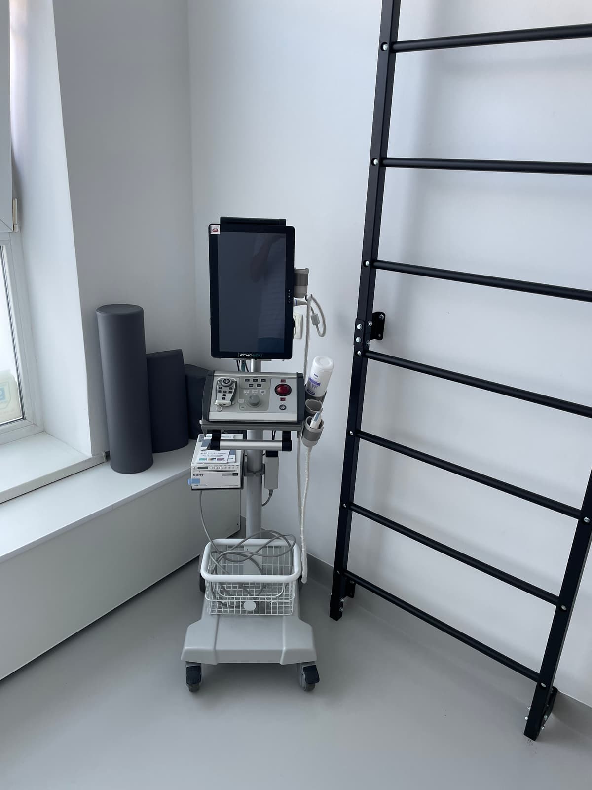 Physical therapy photograph 1